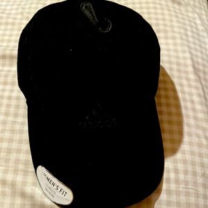 Adidas women adjustable cap